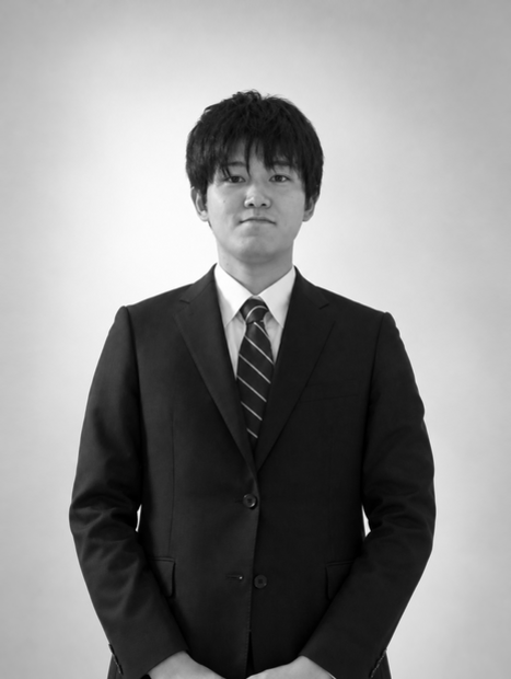 石本　卓也